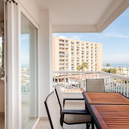 Amplio Con Vistas Al Mar Y Piscina En Benalmadena Apartamento Exterior foto