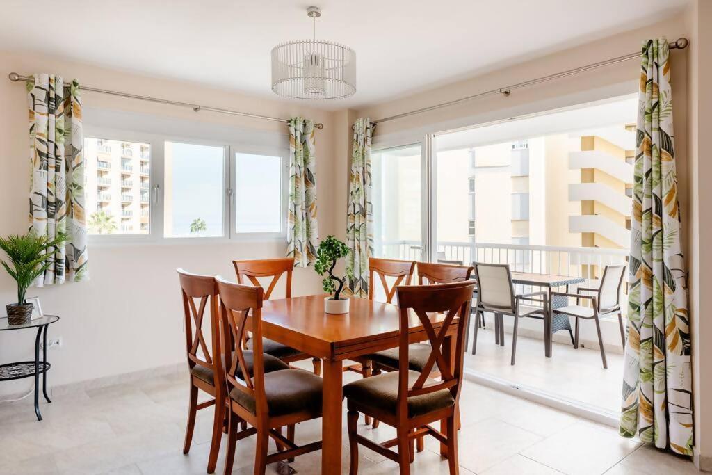 Amplio Con Vistas Al Mar Y Piscina En Benalmadena Apartamento Exterior foto