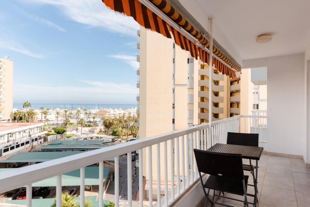 Amplio Con Vistas Al Mar Y Piscina En Benalmadena Apartamento Exterior foto